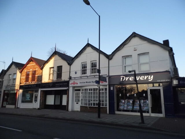 Class JA - retail, takeaway, betting office, payday loan shop & launderette to offices